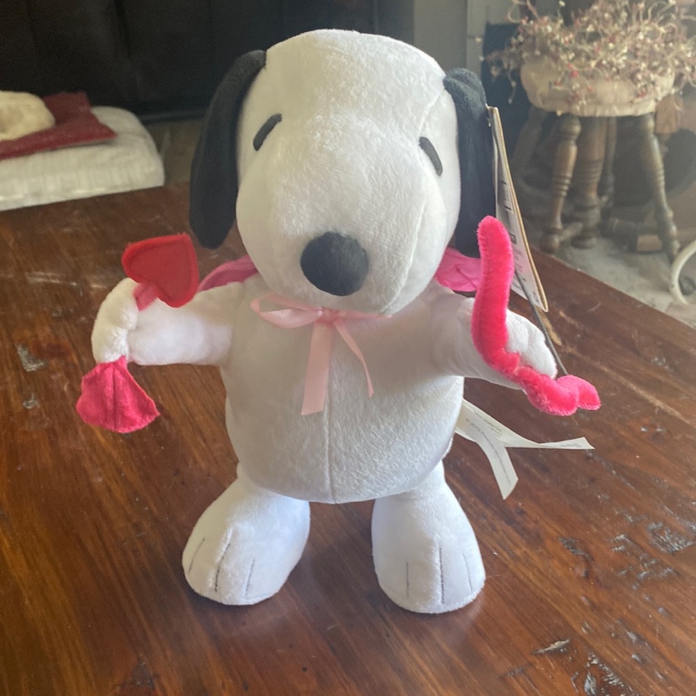 Peanuts Valentine’s Snoopy 12 in